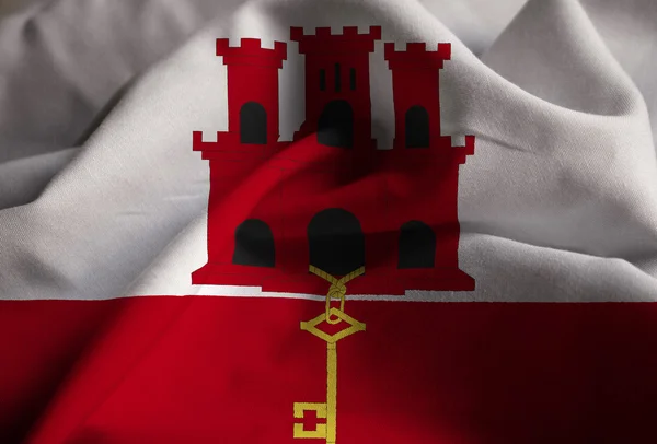 波立たせられたジブラルタルの旗、ジブラルタルの旗が風に吹かれてのクローズ アップ — ストック写真