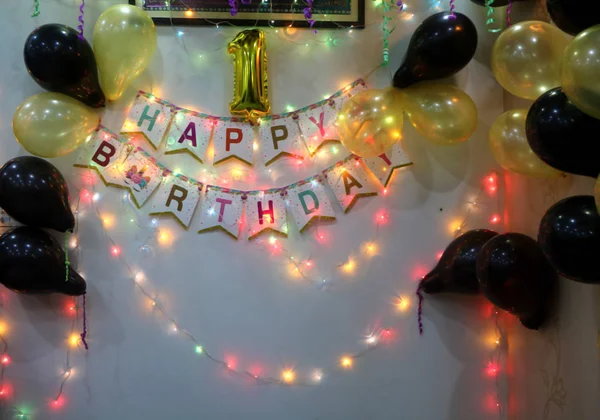 Abstraktes Bokeh Licht Hintergrund Der Geburtstagsfeier Verschwommener Hintergrund — Stockfoto