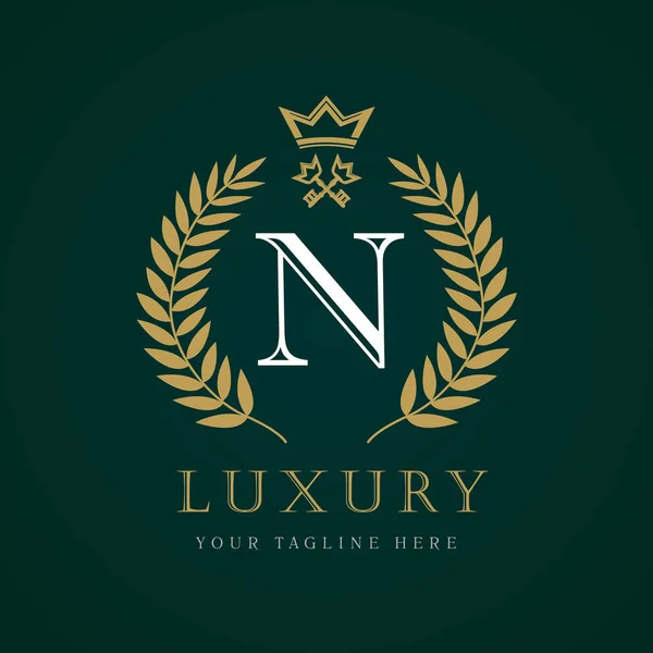 Luxe calligraphique lettre N couronne et clé logo monogramme — Image vectorielle