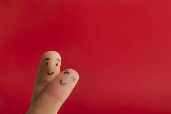 愛の塗られた幸せな指のスマイリー マーク — ストック写真