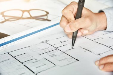 Çizim ile erkek yaratıcı.