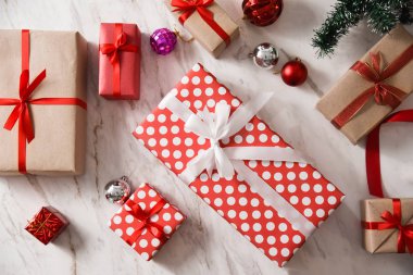 Mermer üzerinde mevcut kutuları Üstten Görünüm.