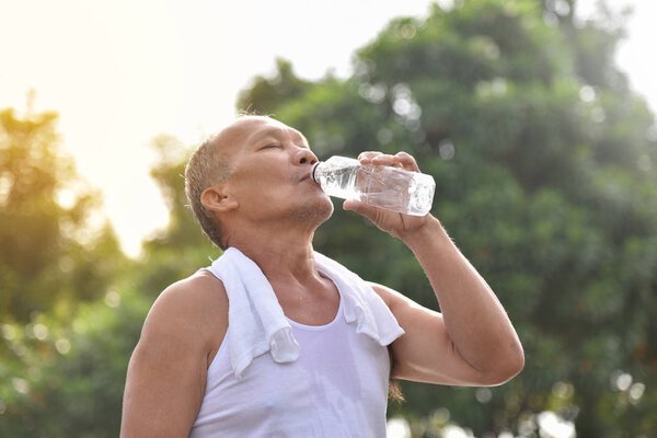 Азиатская питьевая вода
.