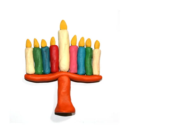 Chanukia z plasteliny różnych kolorów. Chanuka. Żydowskiego święta — Zdjęcie stockowe