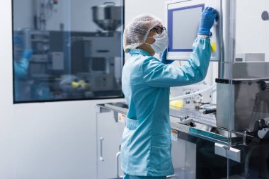 fabrika işçisi Denetim Masası yapılandırır