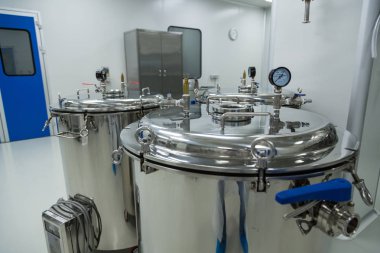 büyük çelik Hidrofor ile basınç ölçme aygıtı