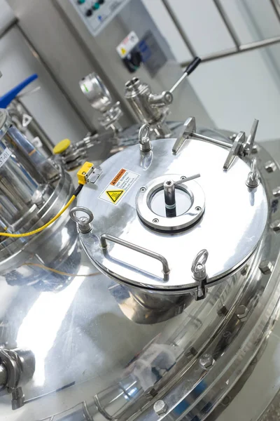 büyük çelik Hidrofor