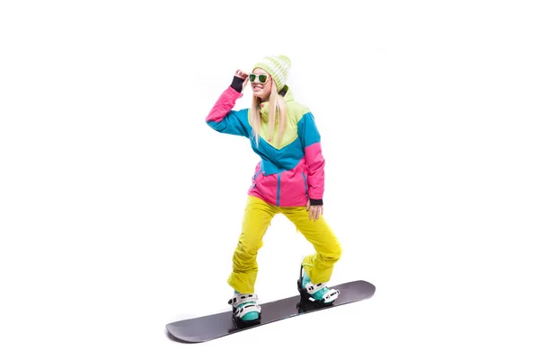 Γυναίκα στο κοστούμι σκι με snowboard — Φωτογραφία Αρχείου