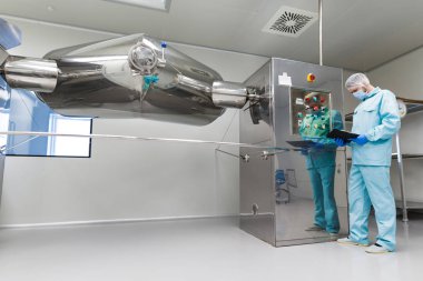 bilim adamı Denetim Masası tank yakınındaki yapılandırır