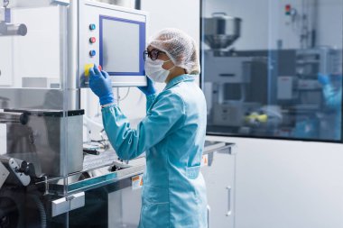 makine ayakta bilim adamı