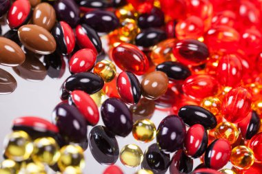 kapsül yansıtılmış yüzeyi