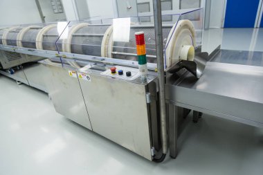 bilgisayar kontrol paneli ile bitki makine