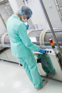 Denetim Masası ayakta bilim adamı