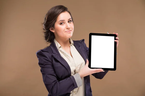 Ragazza con tablet in mano — Foto Stock