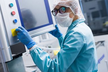 makine ayakta bilim adamı