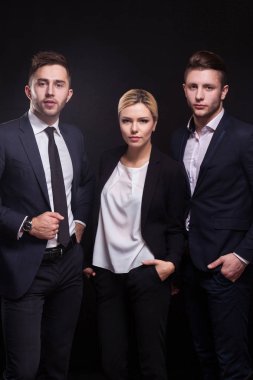 Üç başarılı iş adamları ekibinin