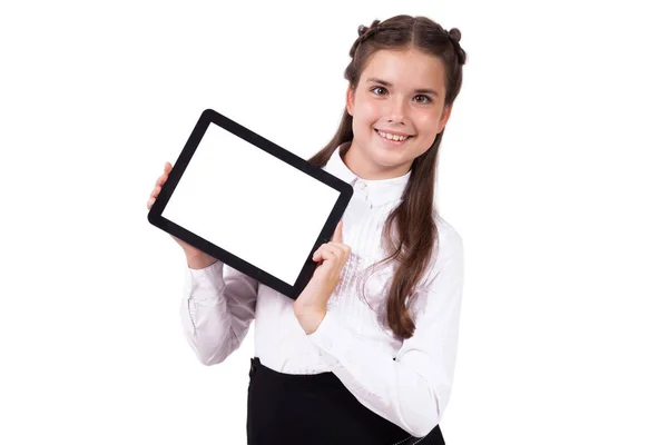 Colegiala en camisa con tableta electrónica — Foto de Stock