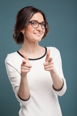 İyi görünümlü kadın hafif giysiler 