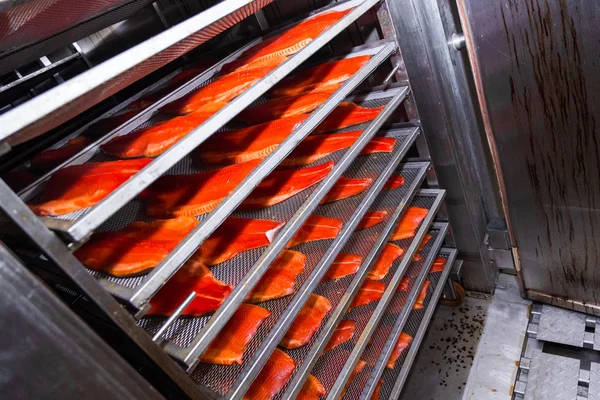 Red fish cooking — Stock Photo, Image