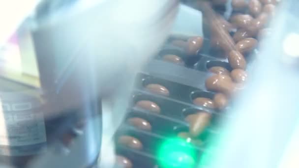 Farmaceutische productie van medicijnen — Stockvideo