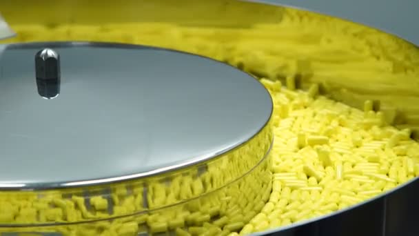 Фармацевтическое производство лекарств — стоковое видео