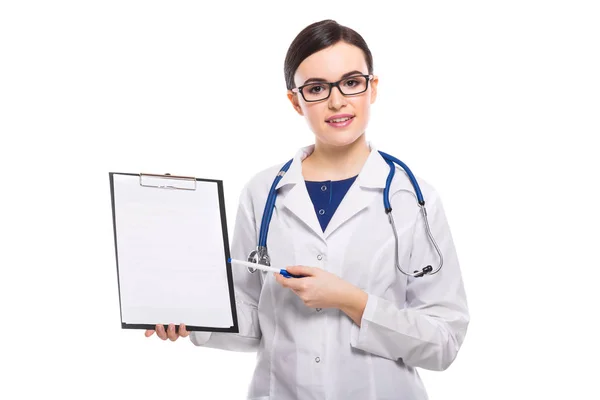 Giovane Medico Femminile Con Stetoscopio Con Appunti Vuoti — Foto Stock