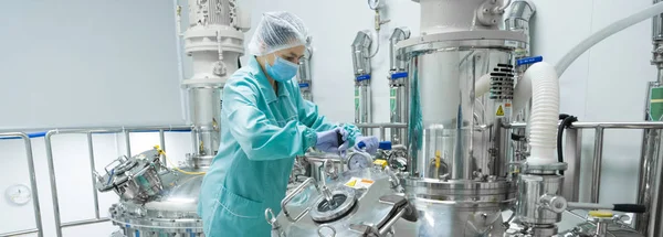 Belül Gyógyszeripari Nadrág Minskinterkaps Minszk Fehéroroszország — Stock Fotó