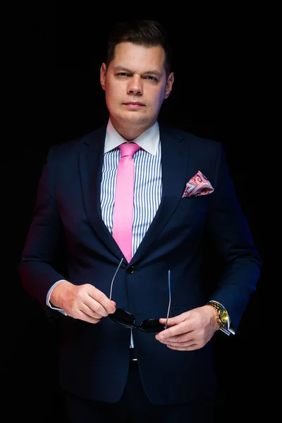 Young Handsome Man Suit Pink Neck Tie Posing — Stock Photo, Image