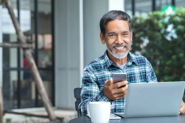 Smiling Happy Mature Asian Man White Stylish Short Beard Using — Stok Foto