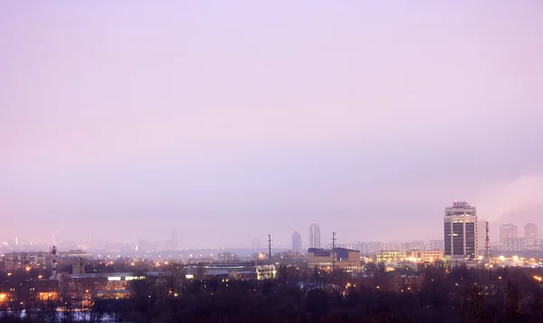 メガシティの朝の空 — ストック写真