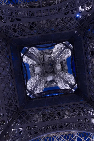 Eiffel tower night — Stock Photo, Image