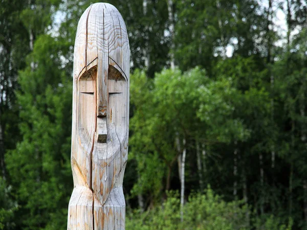 Totem en bois Polonais — Photo