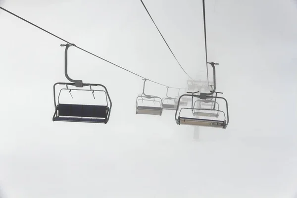Καρέκλα ανελκυστήρα σκι — Φωτογραφία Αρχείου