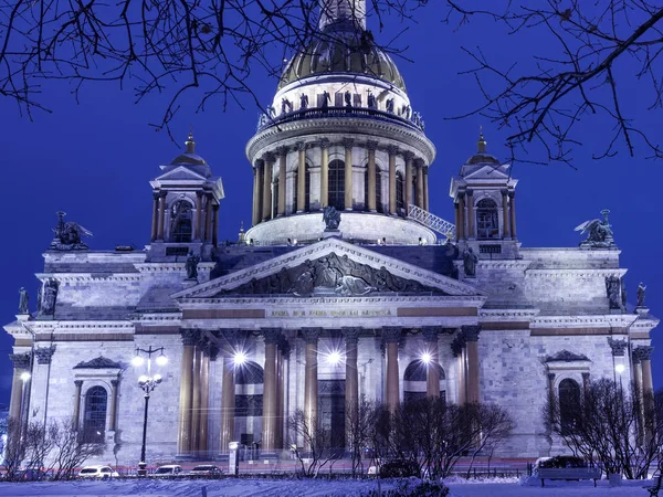 Saint Isaac's Cathedral landmark Petersburg nacht — Stockfoto