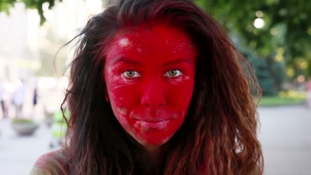Bayanın Renklerin Festivali Nde Özgün Makyaj Slow Motion Video — Stok video