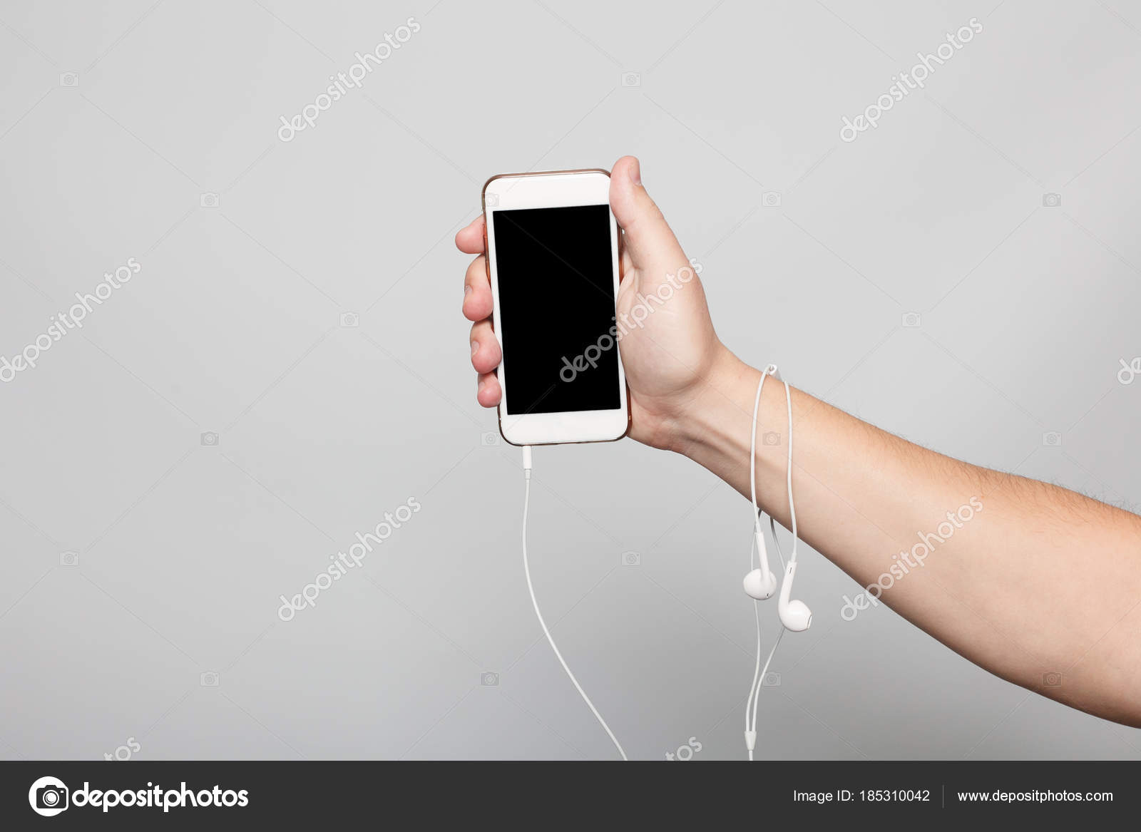 hand hold phone black screen on wood table stock photo c whiteshoes911 185310042 hand hold phone black screen on wood table stock photo c whiteshoes911 185310042