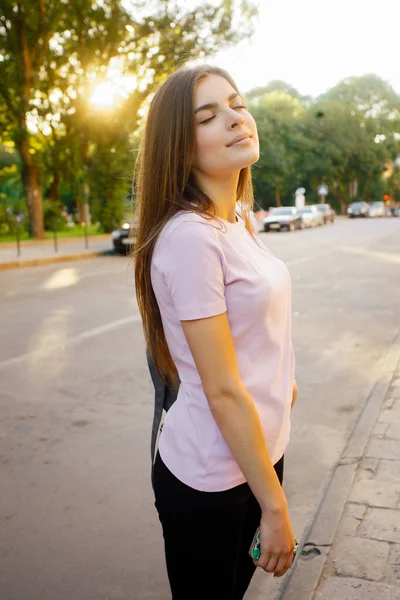 Señora vistiendo ropa elegante — Foto de Stock