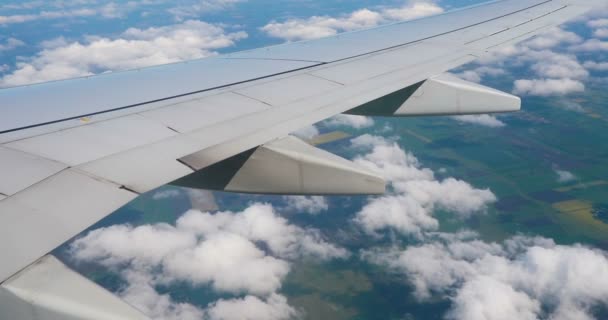 Superbes Images Vue Aérienne Dessus Des Nuages Depuis Fenêtre Avion — Video