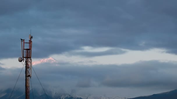 Timelapse Zonsondergang Van Vulkaan Zonneschijn Boven Hoge Bergtop Timelapse Film — Stockvideo