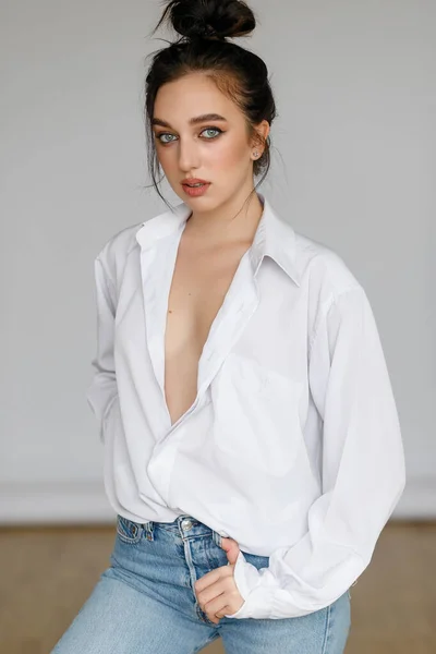 Portrait Seated Young Woman Wearing Bouffant Shirt Naked Shoulders Light — Stock Photo, Image