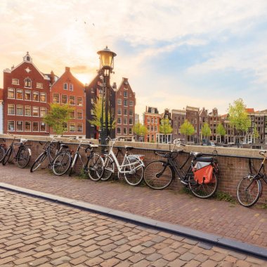 eski şehir amsterdam