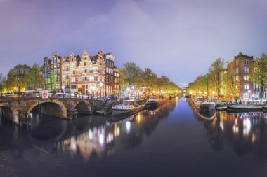 eski şehir amsterdam