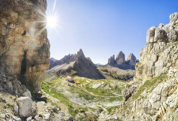 Traveling to beautiful Alps in summer — Stock Photo, Image