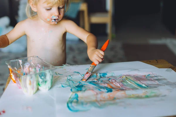 Desenho de menina — Fotografia de Stock