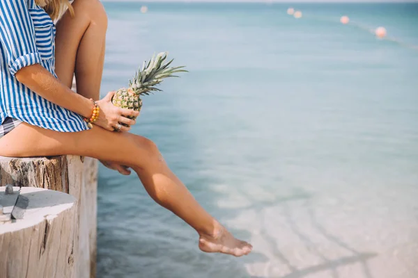 Cropped Photo Beautiful Young Woman Pineapple Posing Pier — Stock Photo, Image
