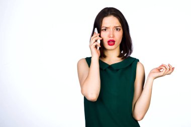 Bir cep telefonu ile kız