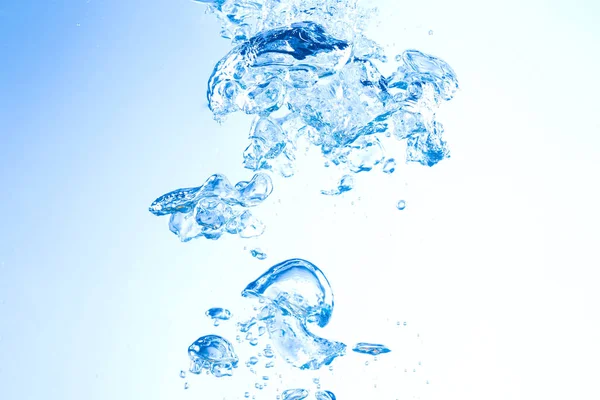 Sprays en druppels water spatten, abstractie, minimalisme — Stockfoto