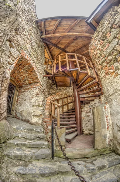 Rovine del castello Czorsztyn — Foto Stock