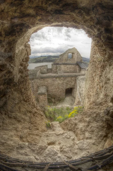 Ruínas do castelo Czorsztyn — Fotografia de Stock