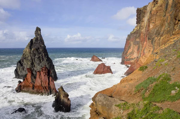 Falaises de Madère à l'heure dorée Images De Stock Libres De Droits